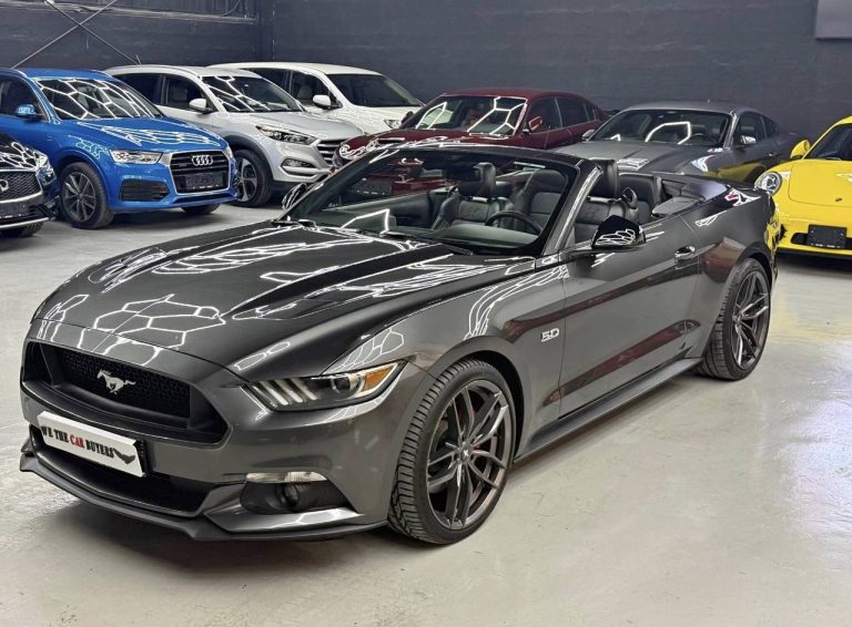 Ford Mustang Gt cabriolet V8 5.0l 2015